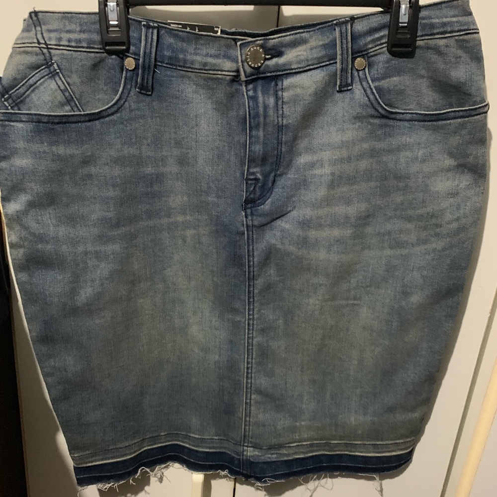 Rock & republic denim skirt